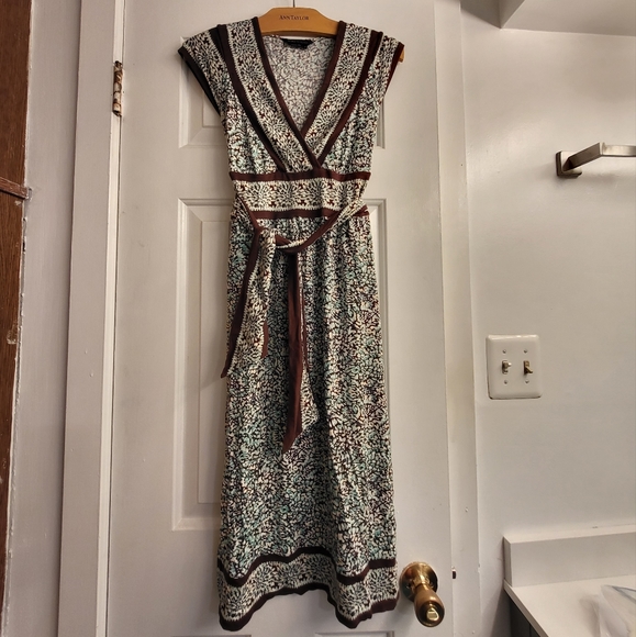 BCBG blue and brown floral pattern dress - Picture 2 of 8